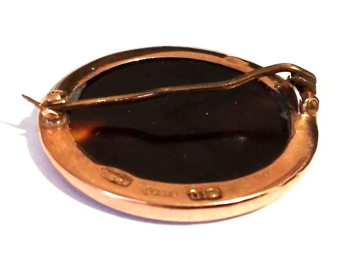 Tortoise Shell / 9 ct Gold Civil Service Rifles Sweetheart Badge — image 2