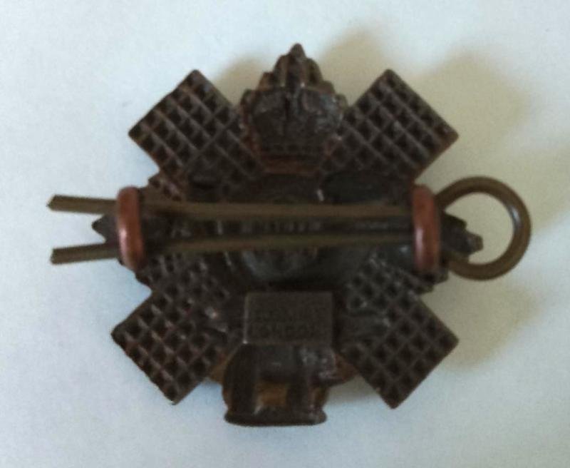 Highland Light Infantry Officer Brass Collar Badge with maker tablet — image 2