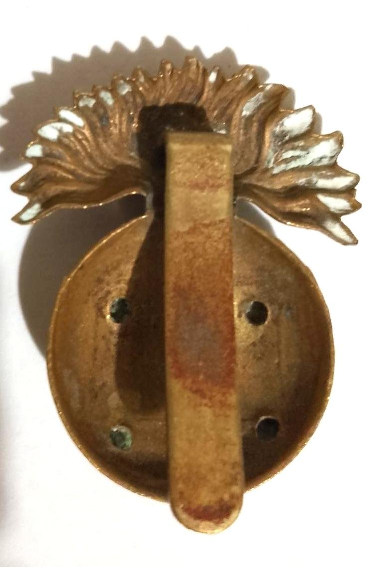 Inniskilling Fusiliers Bi-metal Cap Badge — image 2