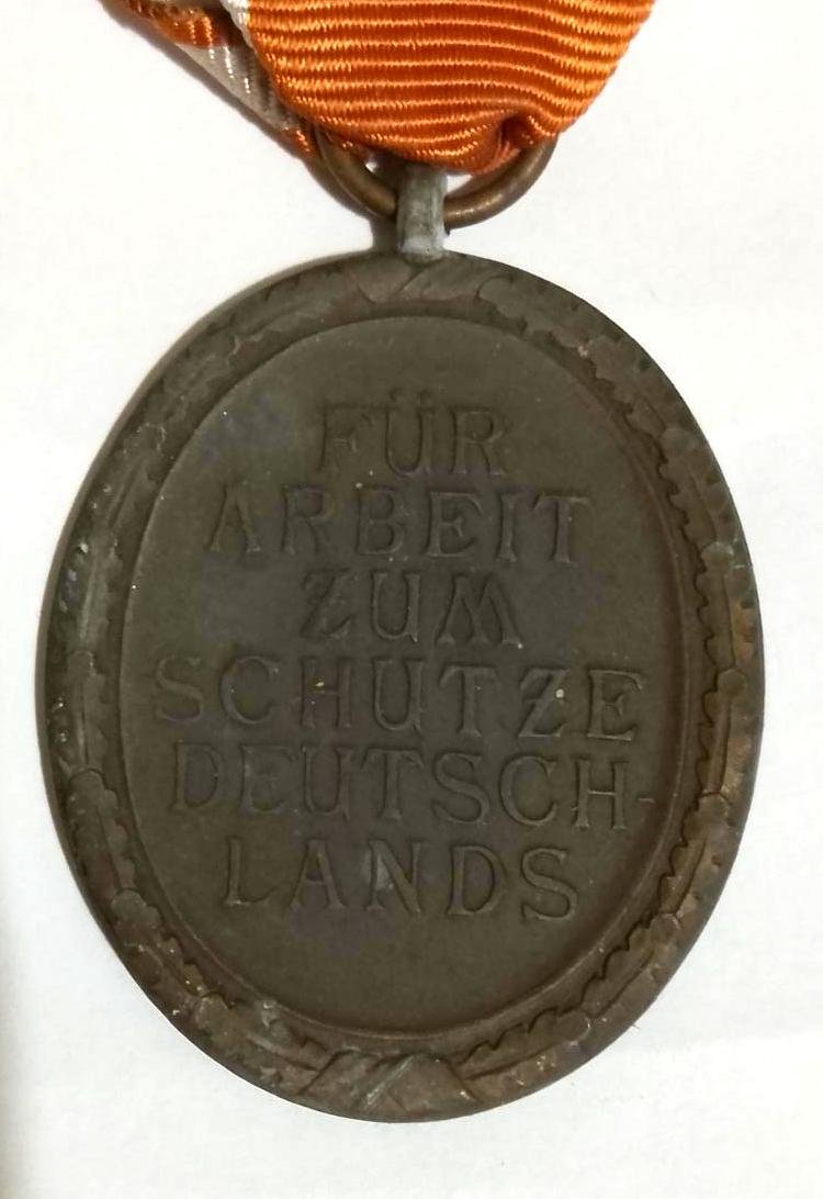 Third Reich West Wall Medal — image 4