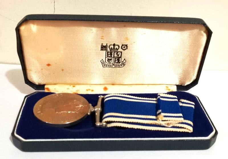 Boxed ER2 Police Long Service & Good Conduct Medal — image 2