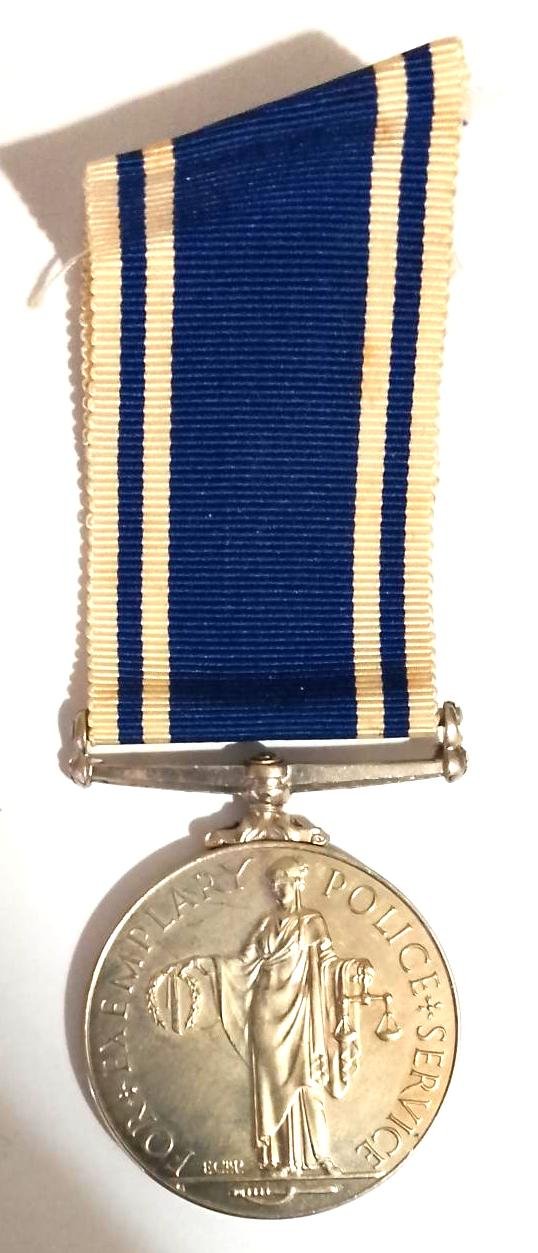 Boxed ER2 Police Long Service & Good Conduct Medal — image 4