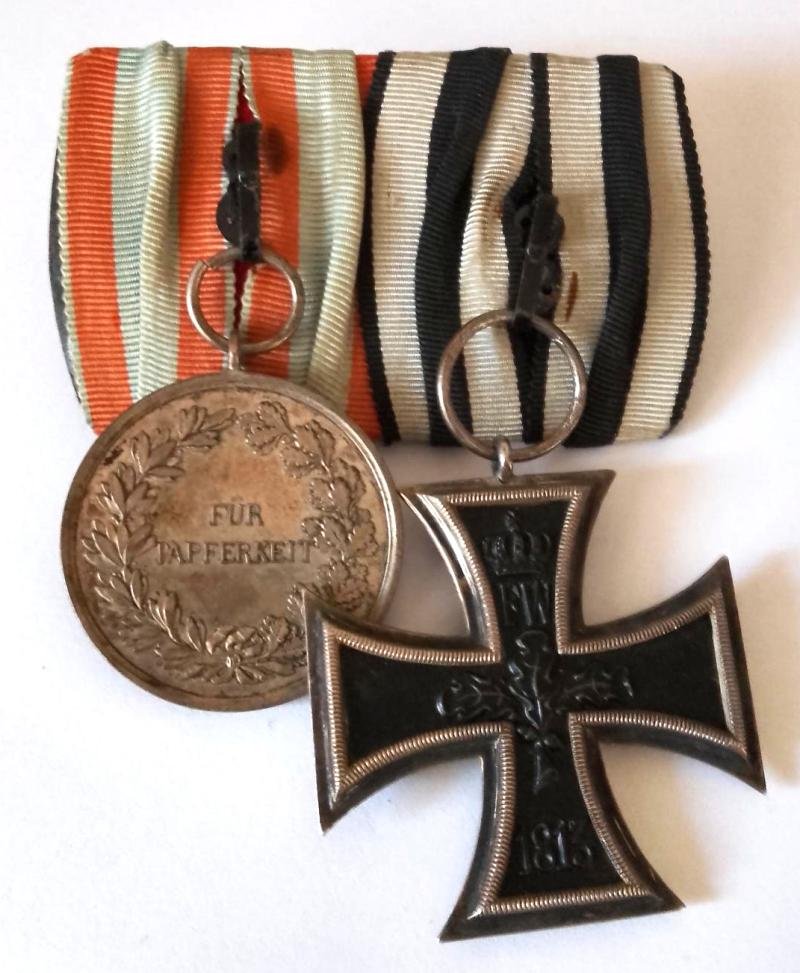 Imperial German Court Mounted Medal {2} Grouping — image 2