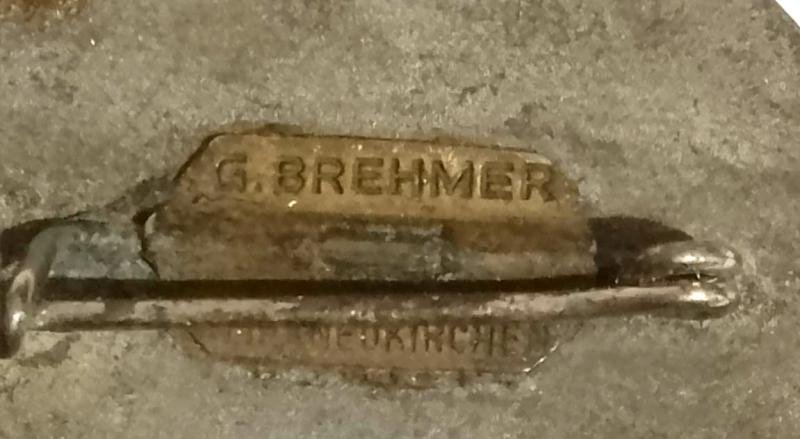 Third Reich 1936 Reichspartietag Badge — image 4