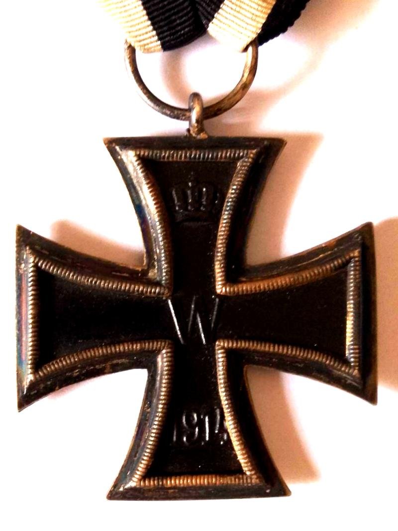 Imperial German 2nd Class Iron Cross with Ribbon — image 3
