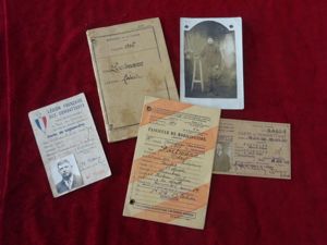 Lot livret militaire, carte LFC, carte combattant RÉSERVÉ (CD)