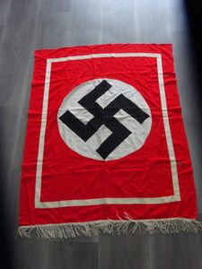 Petite bannière de podium