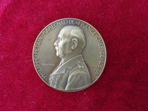 Médaille de Table Philippe Pétain 1943