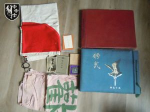 Ensemble albums, drapeaux pilote japonais