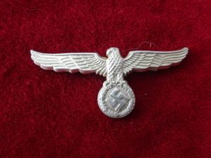 Aigle de casquette douane