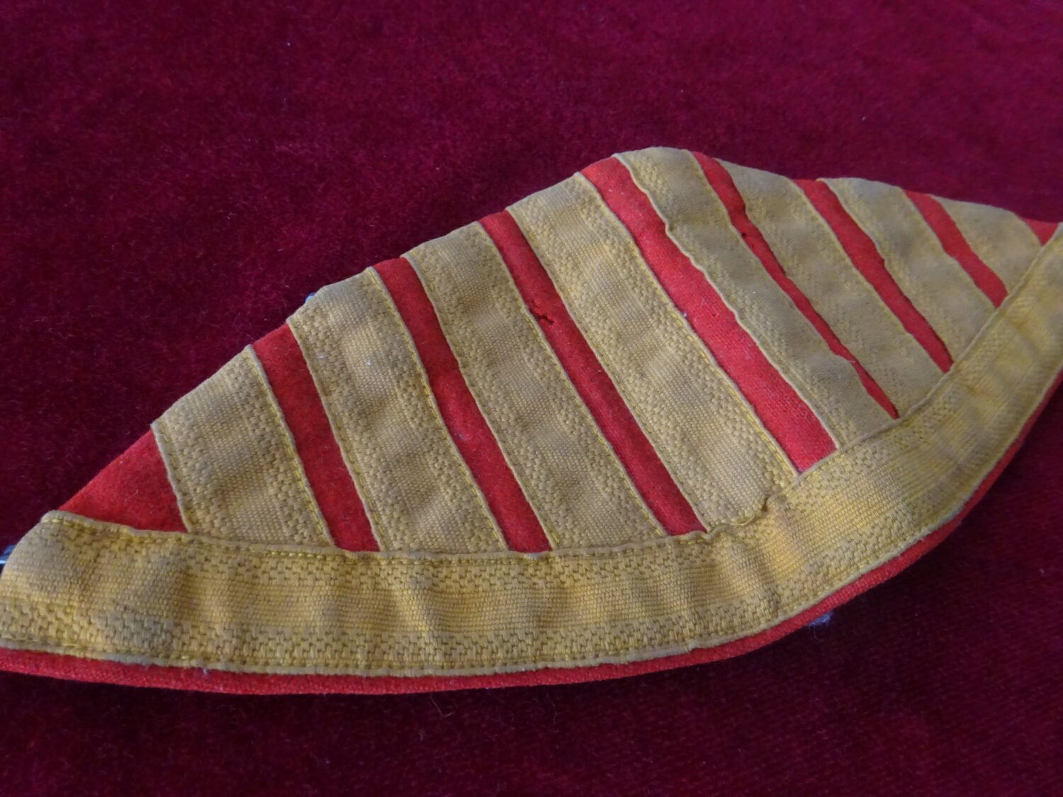 Patte d'épaule nid d'hirondelle — image 2