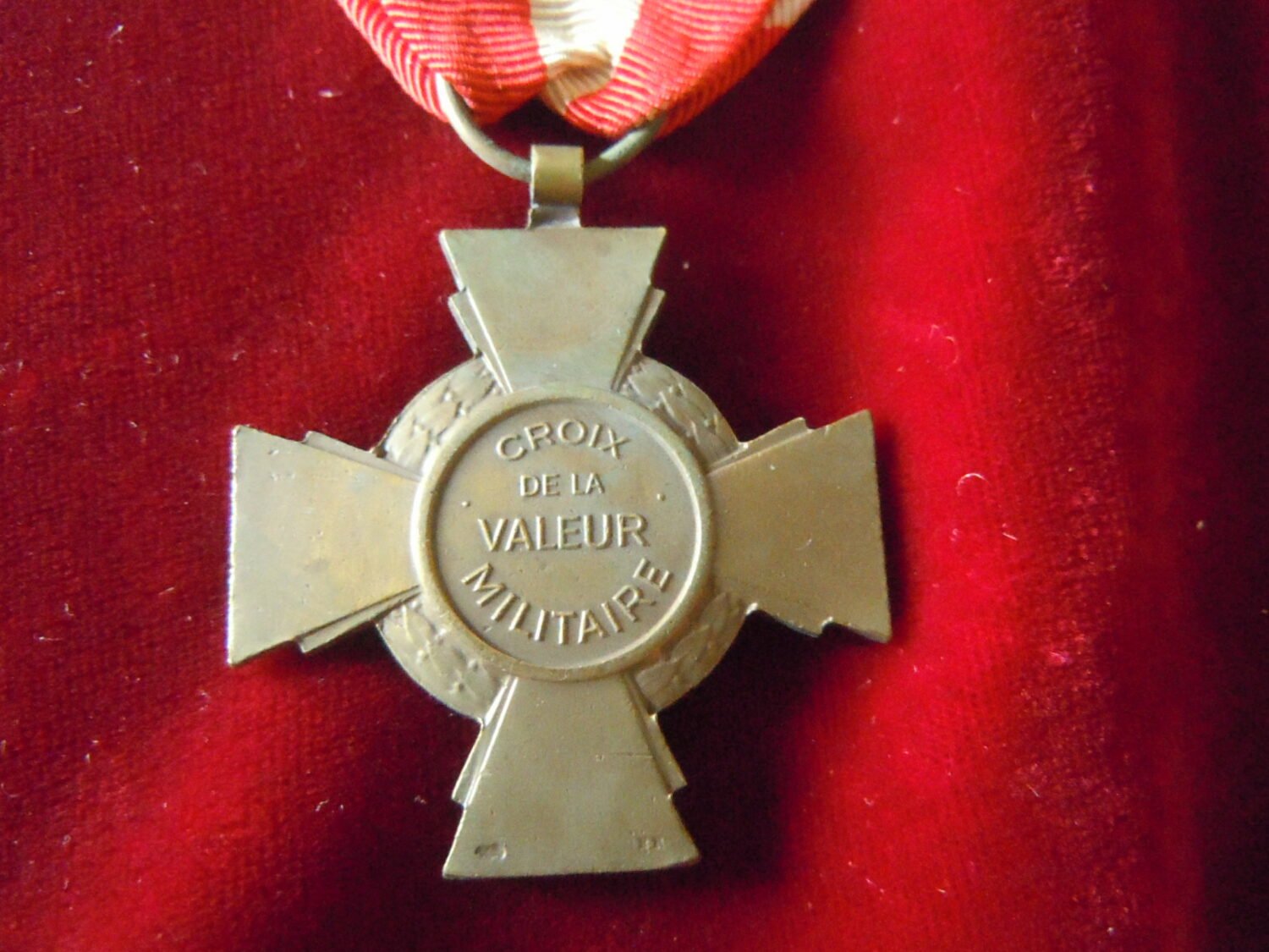 Médaille Croix de la Valeur Militaire — image 3