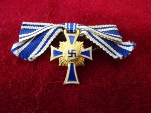 Miniature croix des mères classe or