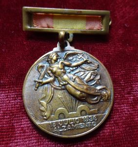 Médaille espagnole du Soulèvement et de la Victoire