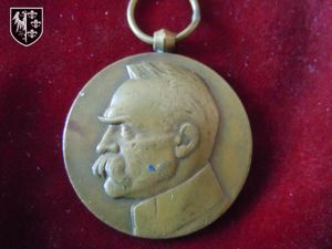 Médaille indépendance Pologne 1918-1928