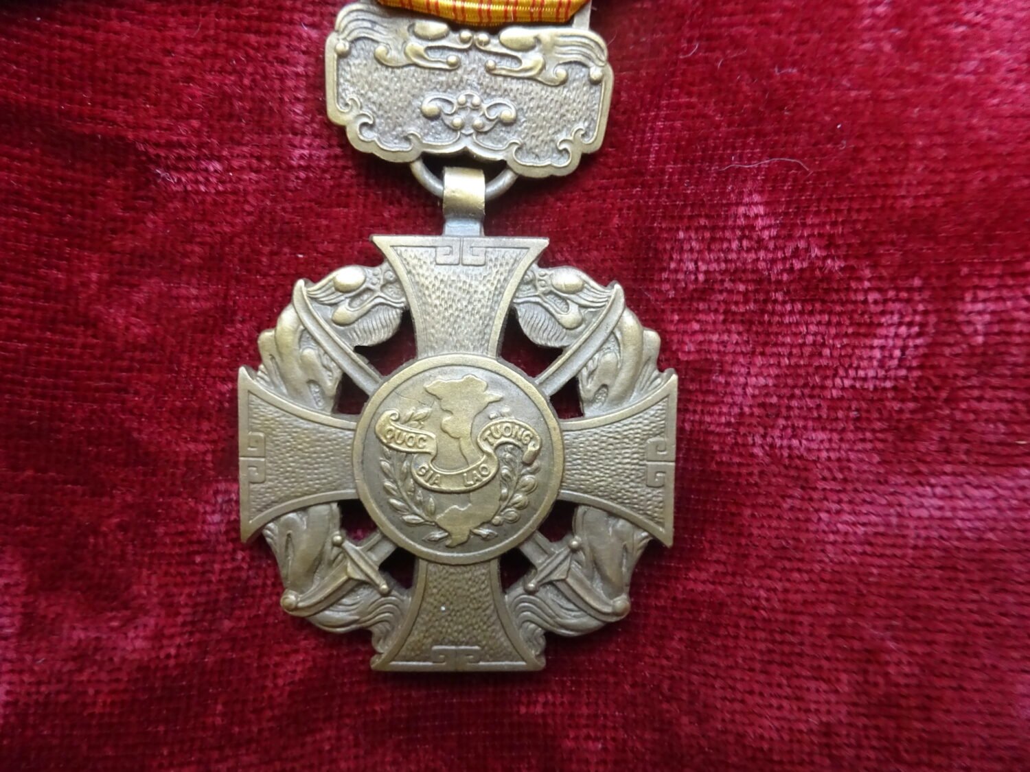 Médaille Croix de la Vaillance Vietnam — image 3