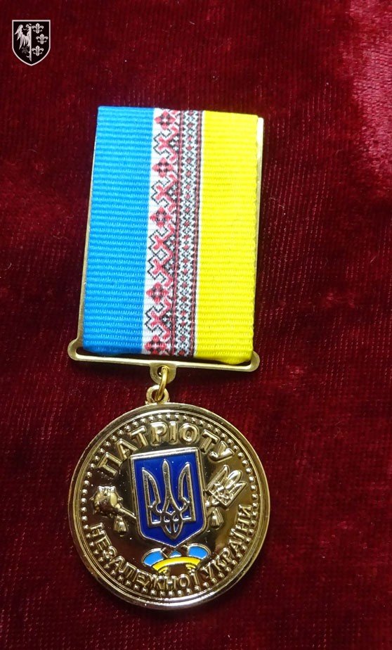 Médaille pour la patrie et la défense de l'Ukraine — image 2