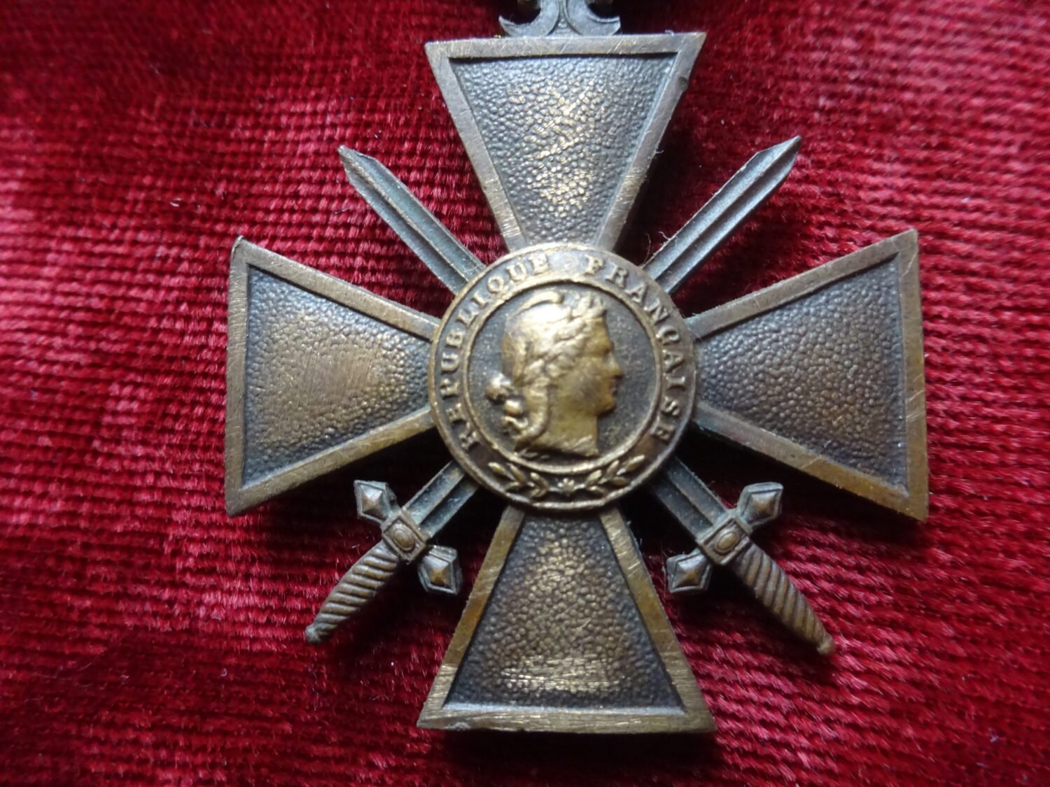 Médaille Croix de guerre 1914-1916 avec étoile de bronze — image 2