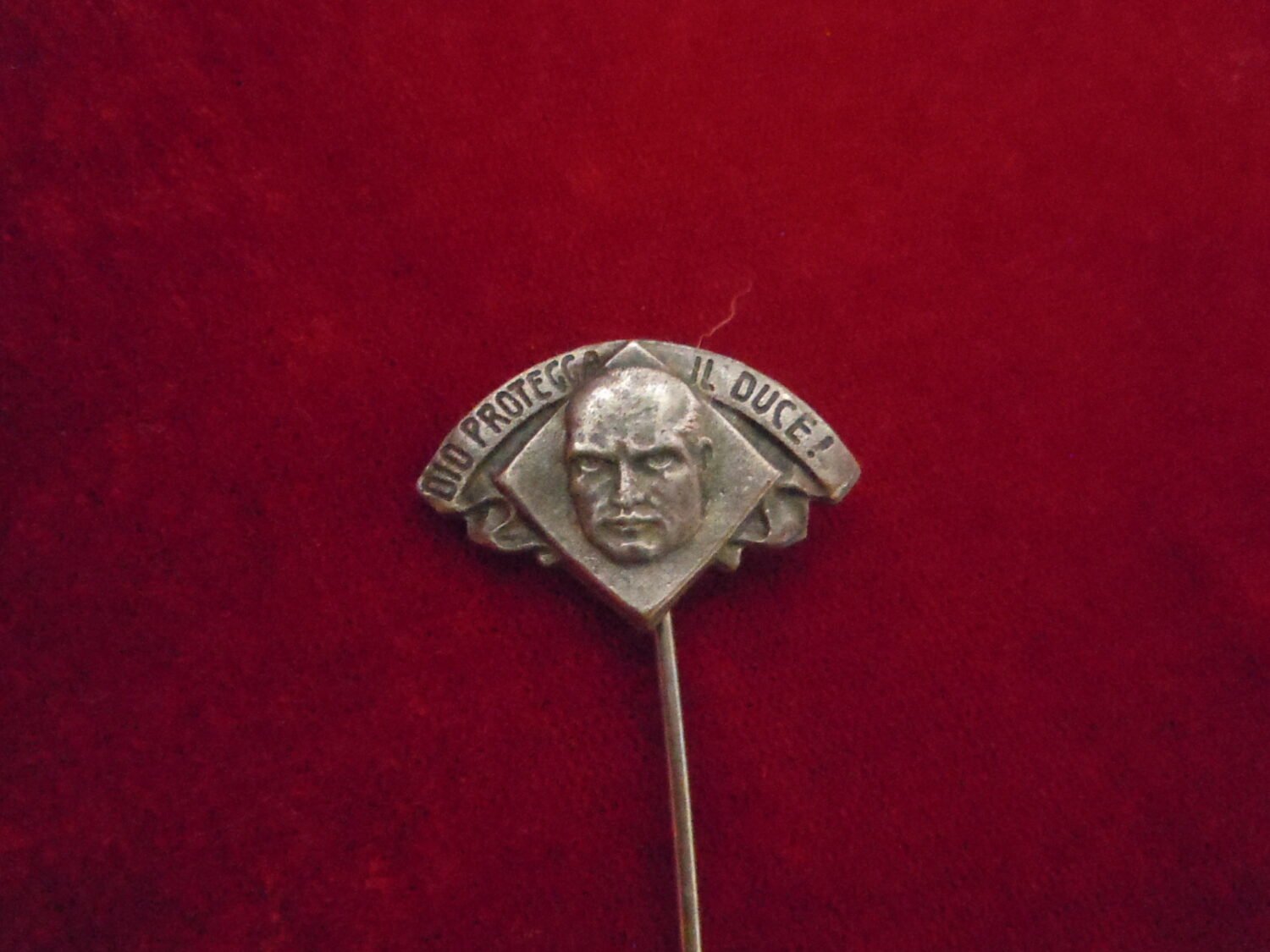 Épinglette Mussolini — image 2