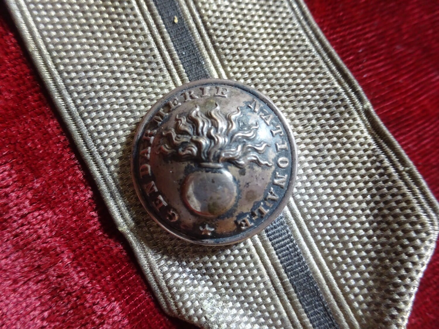 Ganse argent pour bicorne de gendarme modèle 1895 — image 2