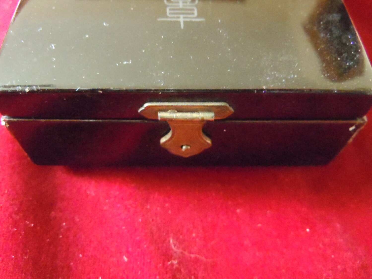 Médaille Ordre du Trésor Sacré 3e classe — image 6