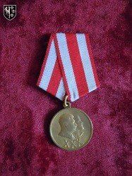 Médaille commémoration des 30 ans de l'armée soviétique