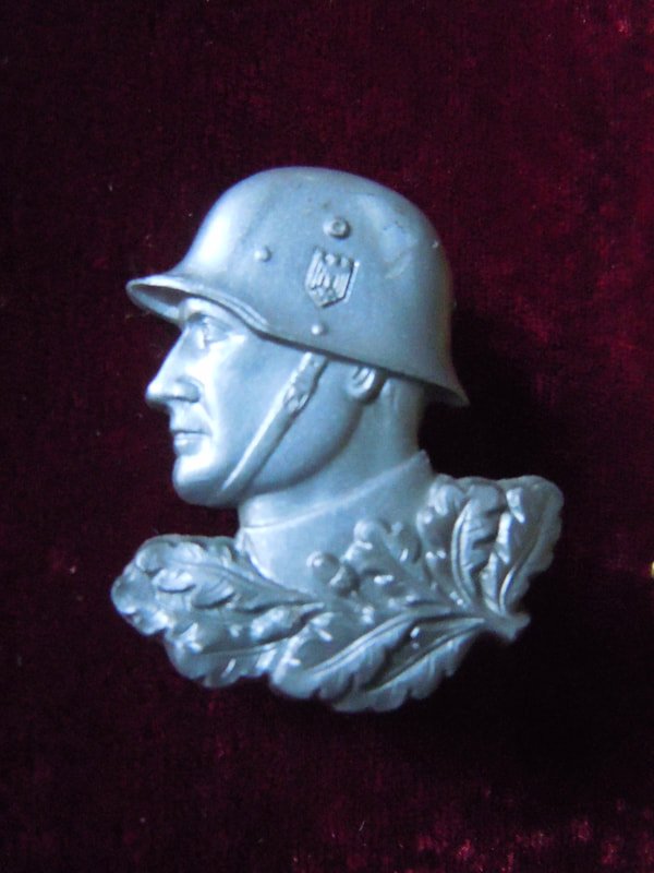 Lot 2 insignes profil soldat — image 2