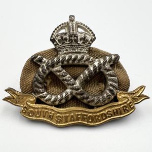 WW2 South Staffordshire Regiment Officers Silver Gilt Cap Badge