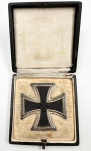 WW2 German 1st Class Iron Cross In Box