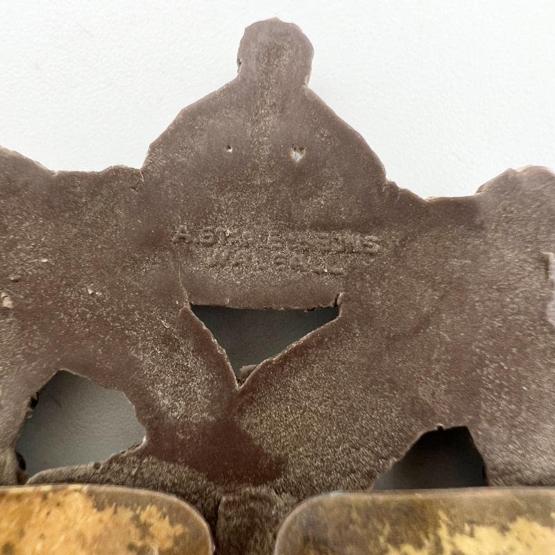 WW2 Army Air Corps Plastic Economy Issue Cap Badge — image 3