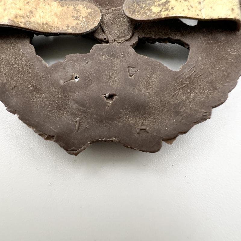 WW2 Army Air Corps Plastic Economy Issue Cap Badge — image 4