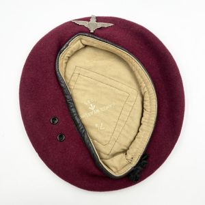 WW2 1945 Parachute Regiment Airborne Forces Maroon Beret
