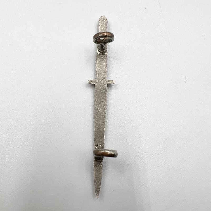 WW2 No.2 Commando Cap Badge — image 2