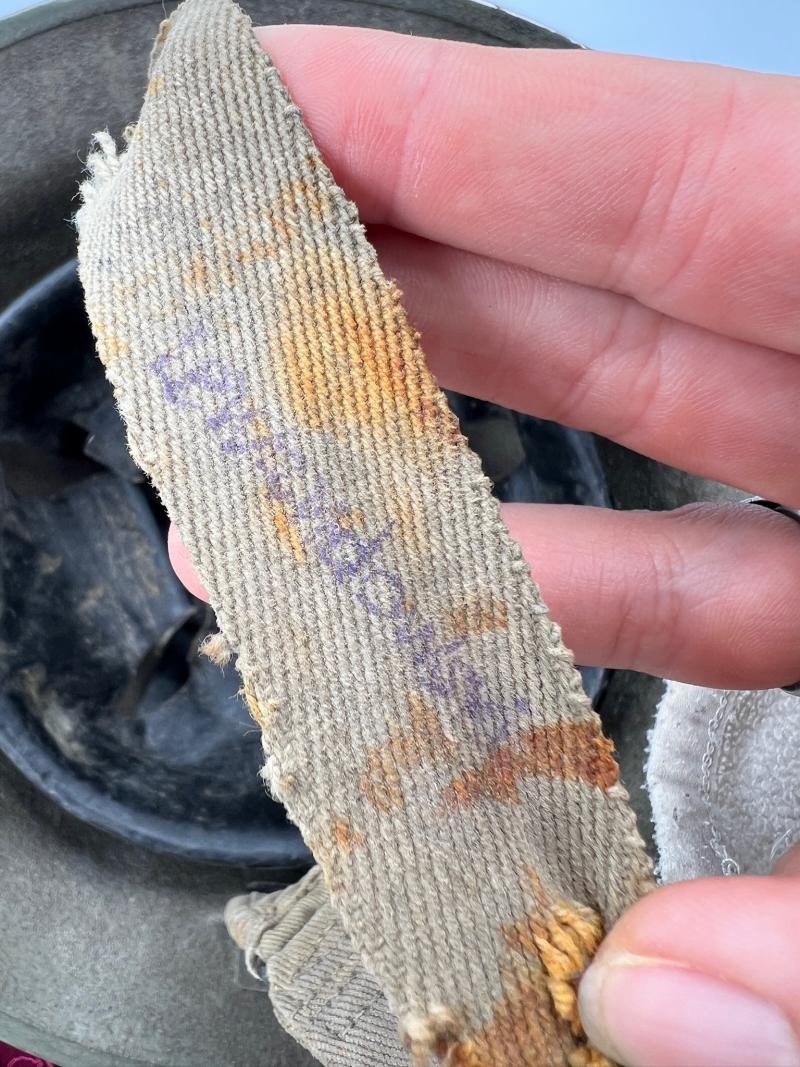 WW2 Polish Army in Exile MKII Helmet — image 5