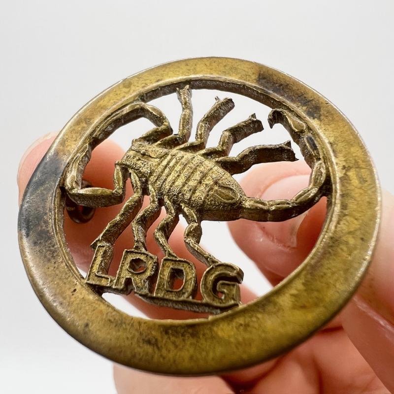 WW2 LRDG Long Range Desert Group Cap Badge — image 4
