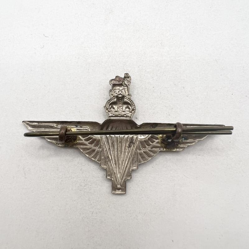 WW2 Parachute Regiment Cap Badge — image 2