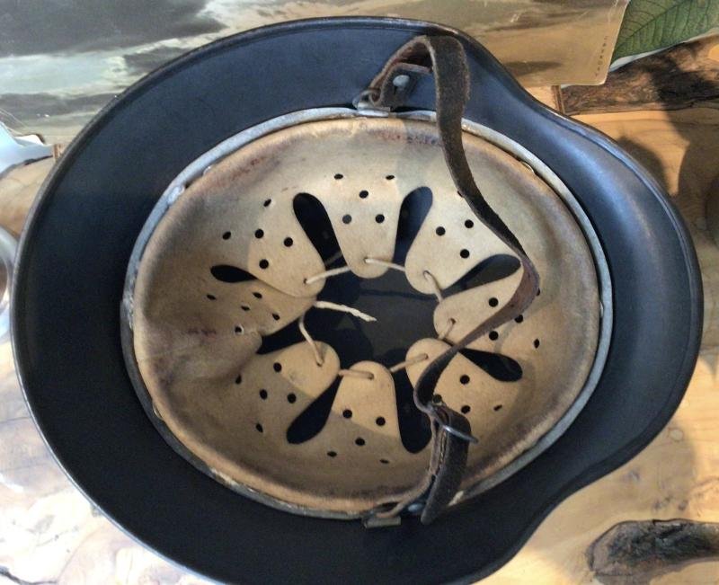 LUFTWAFFE DOUBLE DECAL M1940 STEEL HELMET. — image 8