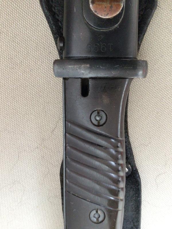 MINT K98 BAYONET AND FROG. — image 4