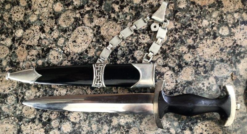 CHAINED SS M 36 OFFICER DAGGER. — image 3