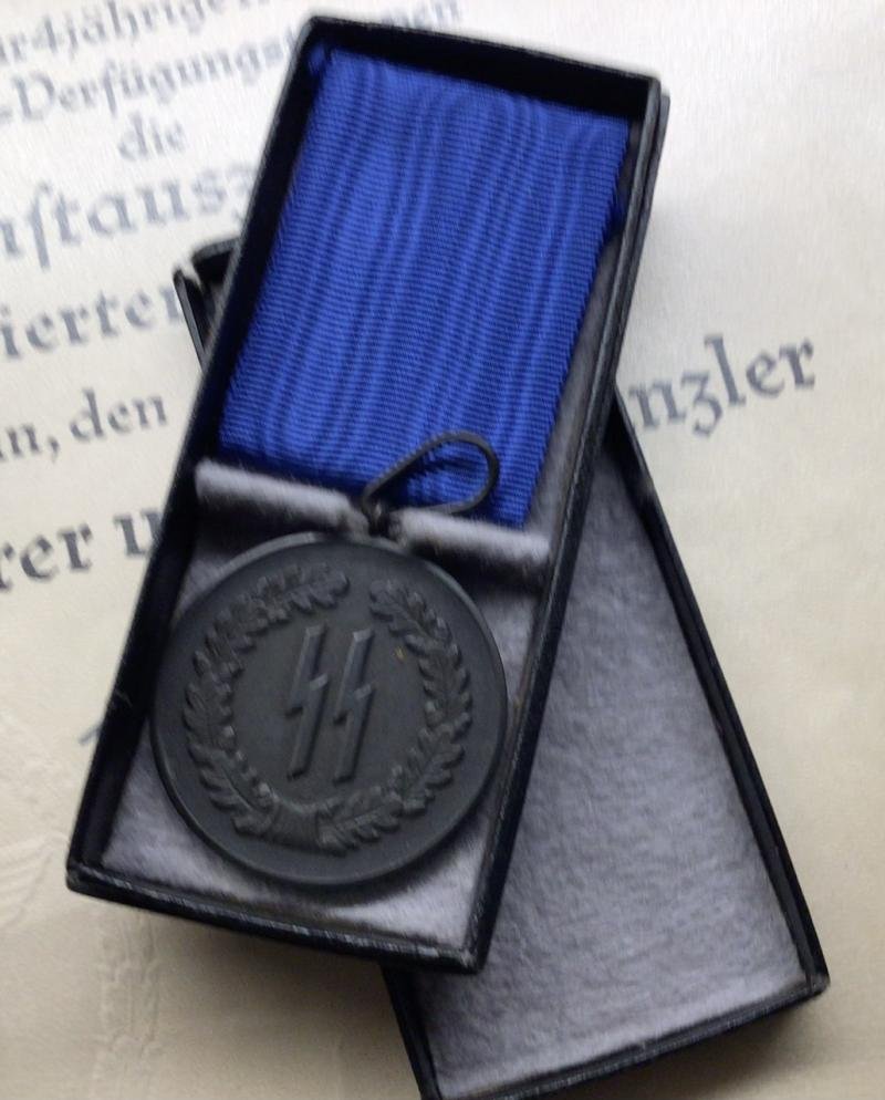 SS 4 YEAR BOXED MEDAL WITH LSSAH CITATION. — image 3