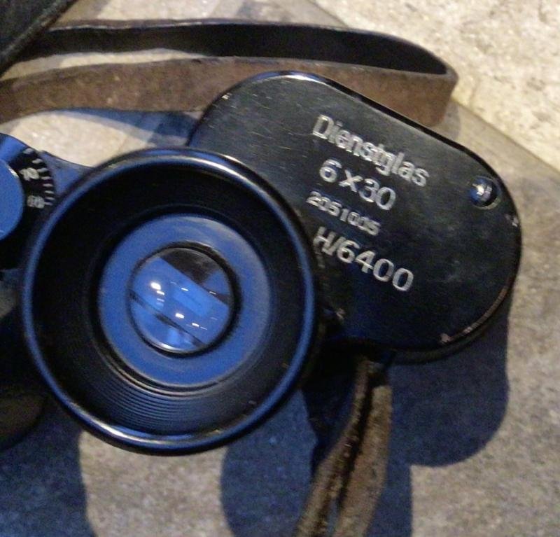 MINTY CASED ZEISS DIENST GLASS. — image 5