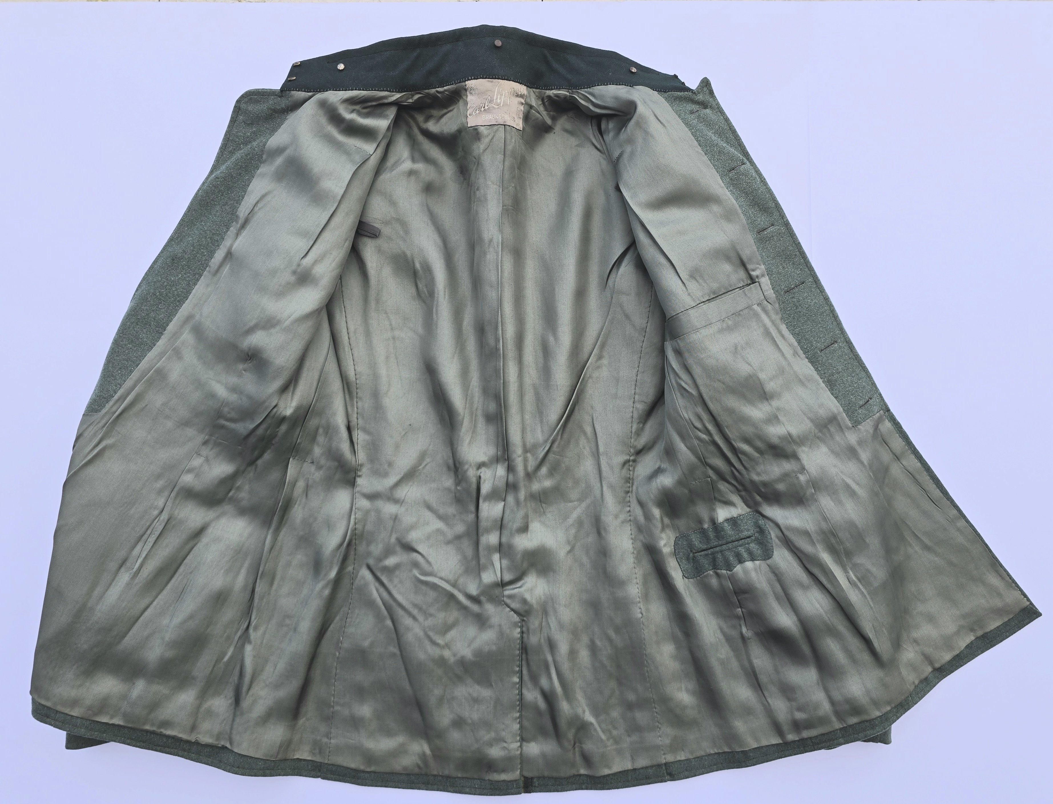 IDENTIFIED Waffen-SS Obersturmführer of Pz.Jäger — image 12