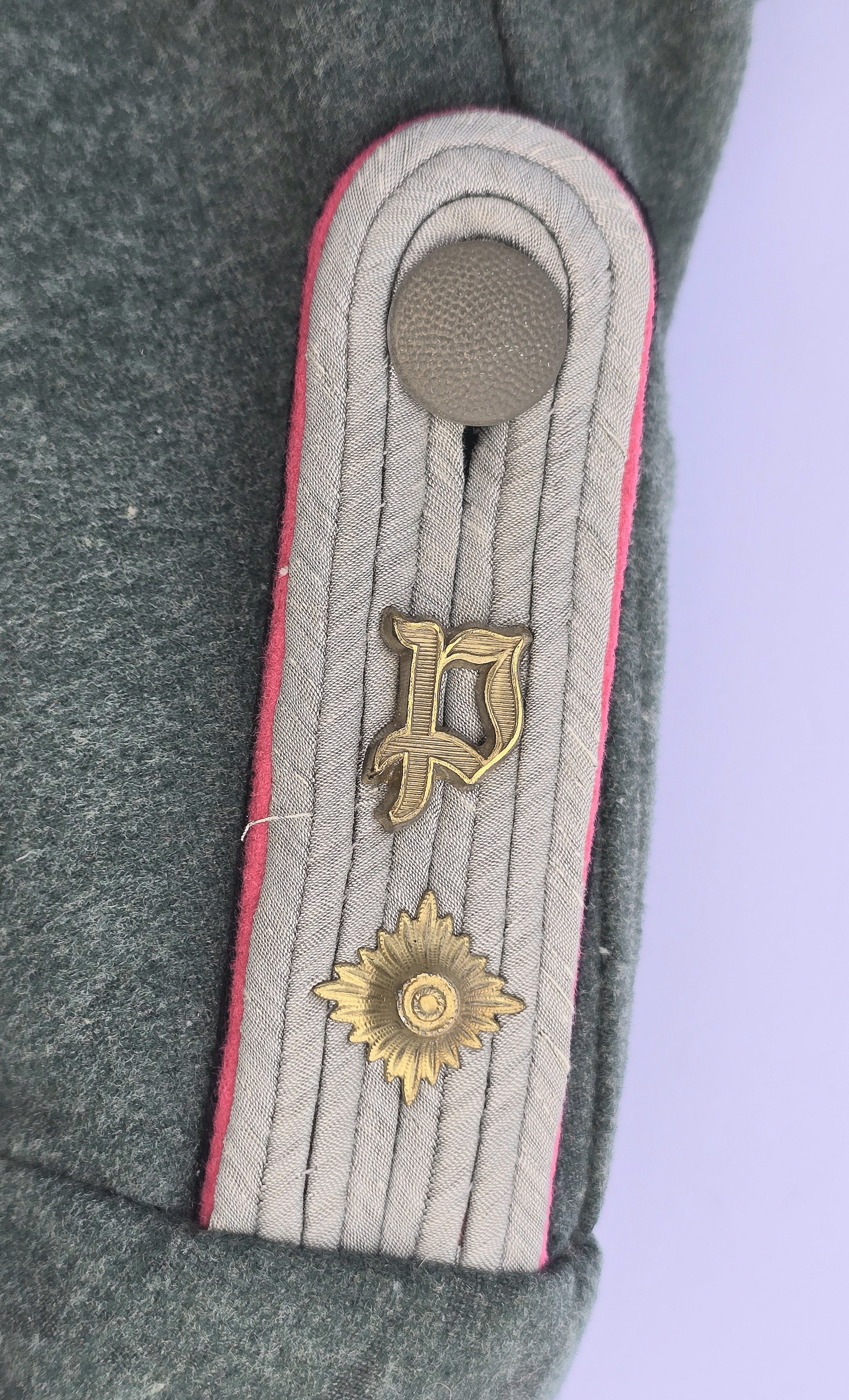 IDENTIFIED Waffen-SS Obersturmführer of Pz.Jäger — image 14