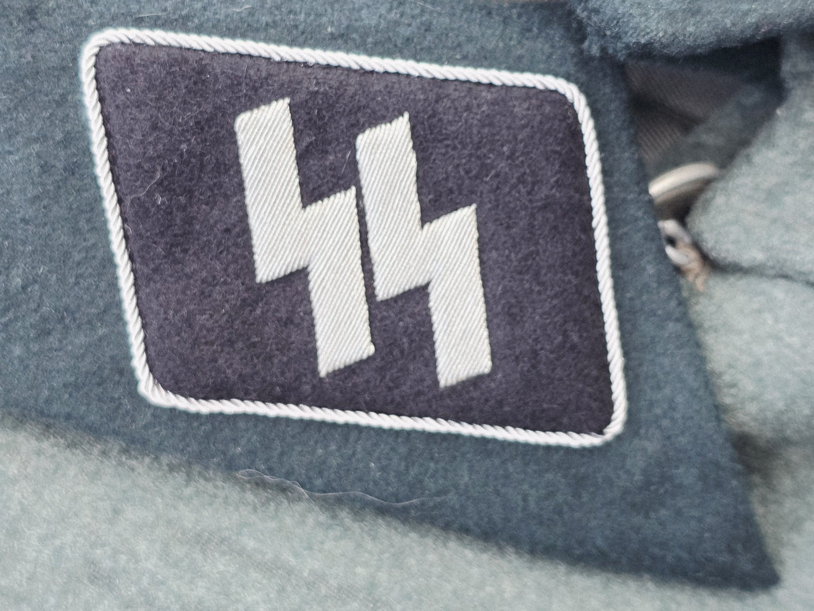 IDENTIFIED Waffen-SS Obersturmführer of Pz.Jäger — image 19