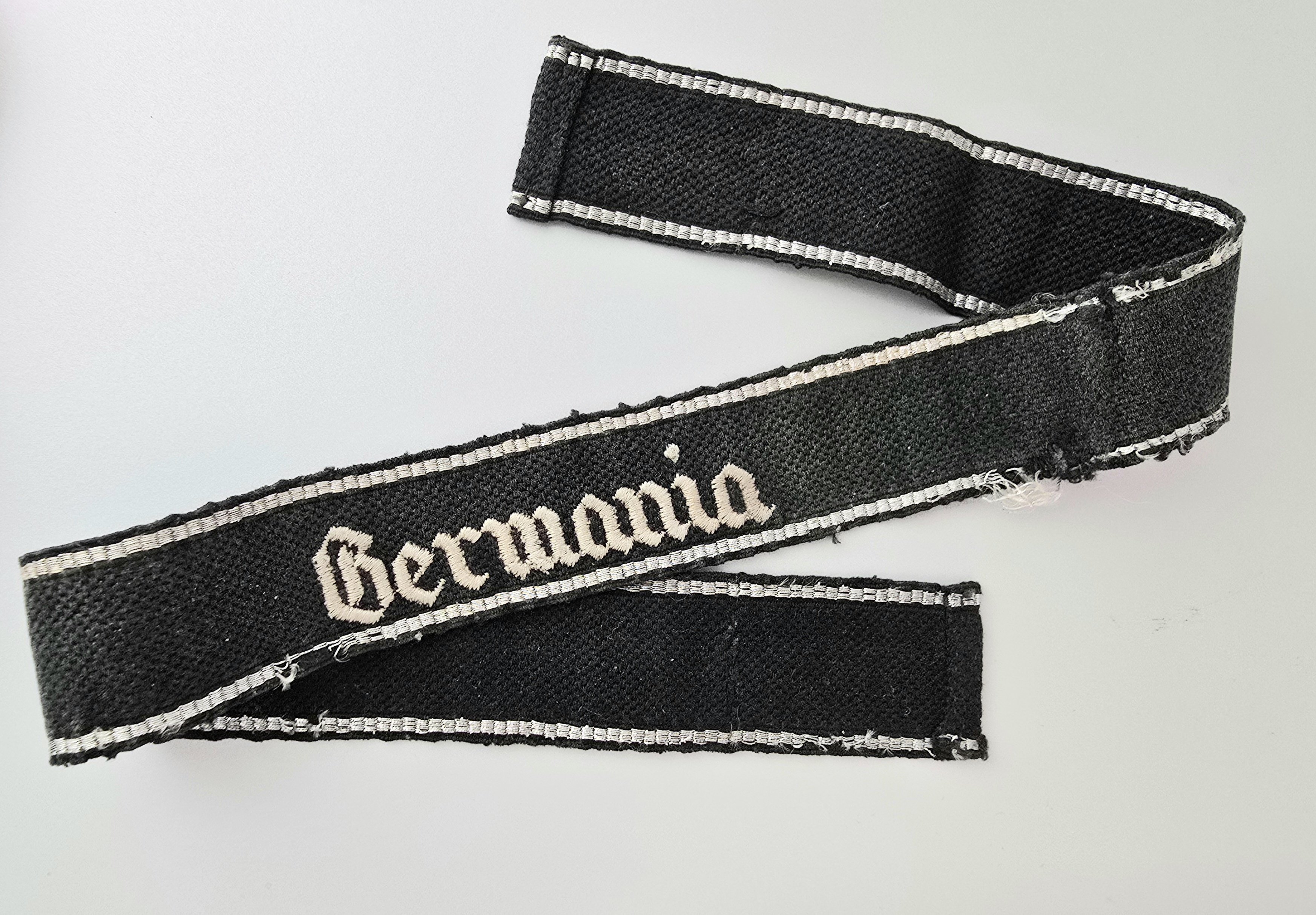 Tunic Removed ,,Germania' Cufftitle — image 4