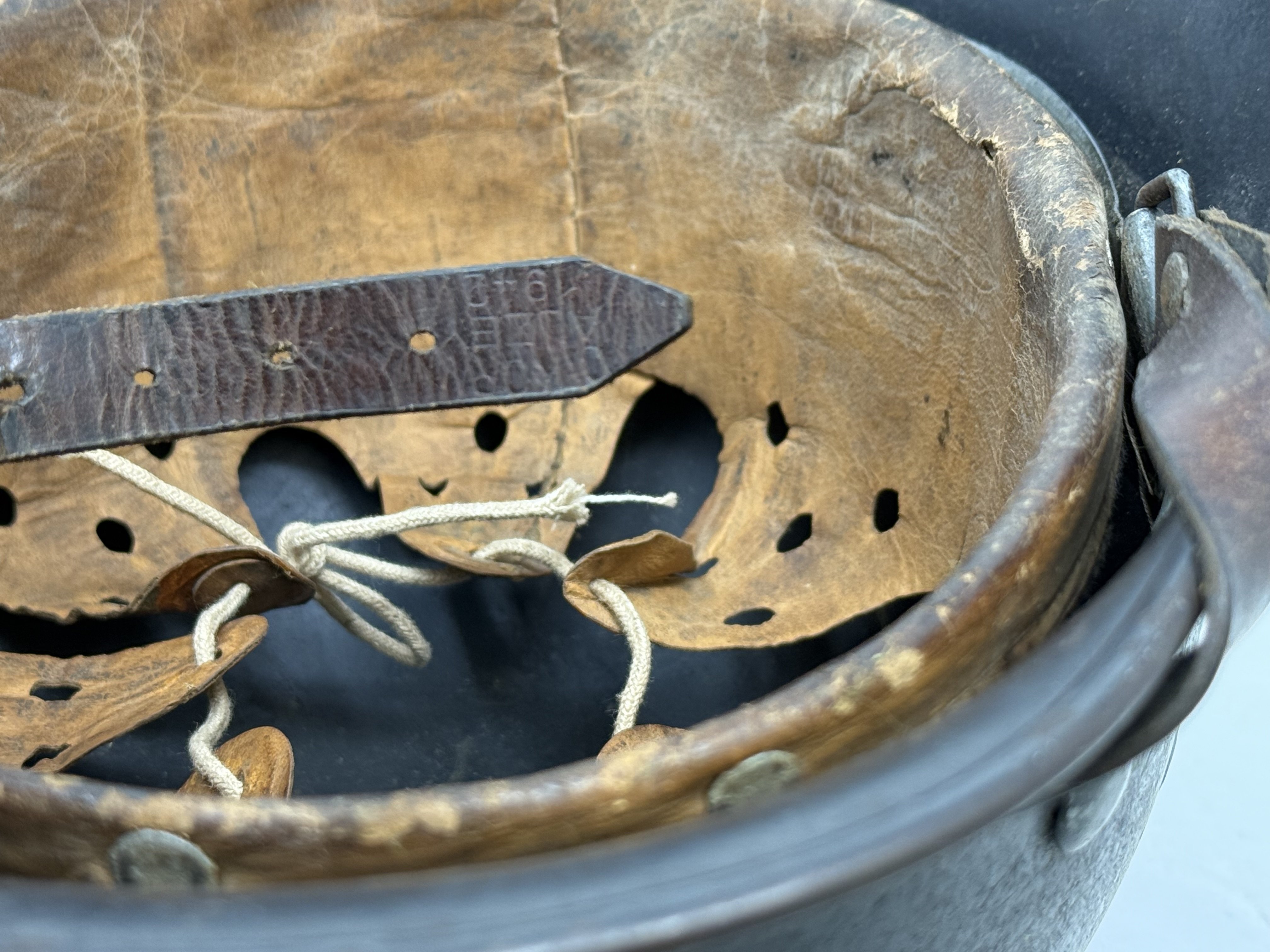 M40 Luftwaffe Single Decal Helmet — image 13