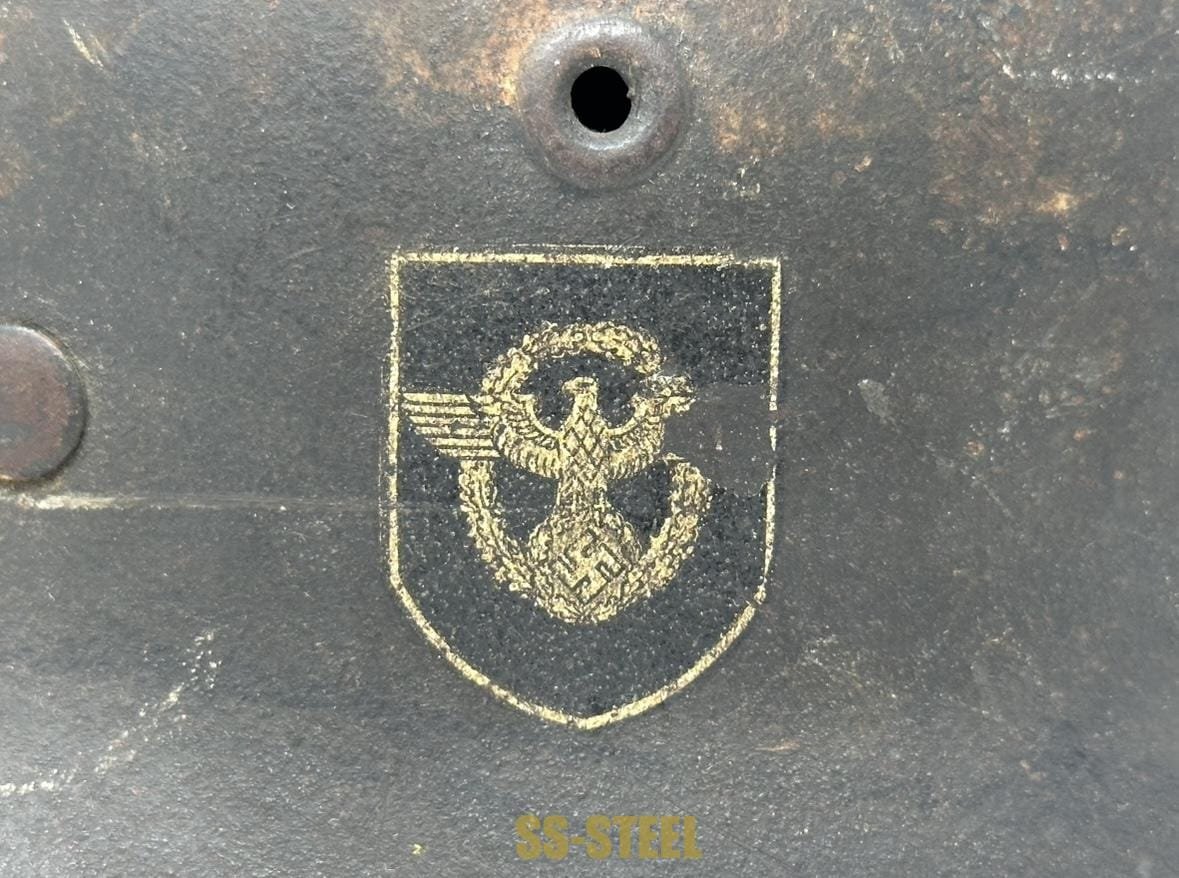 M40 Police Double Decal Helmet Possible KIA/Battle Damage — image 10