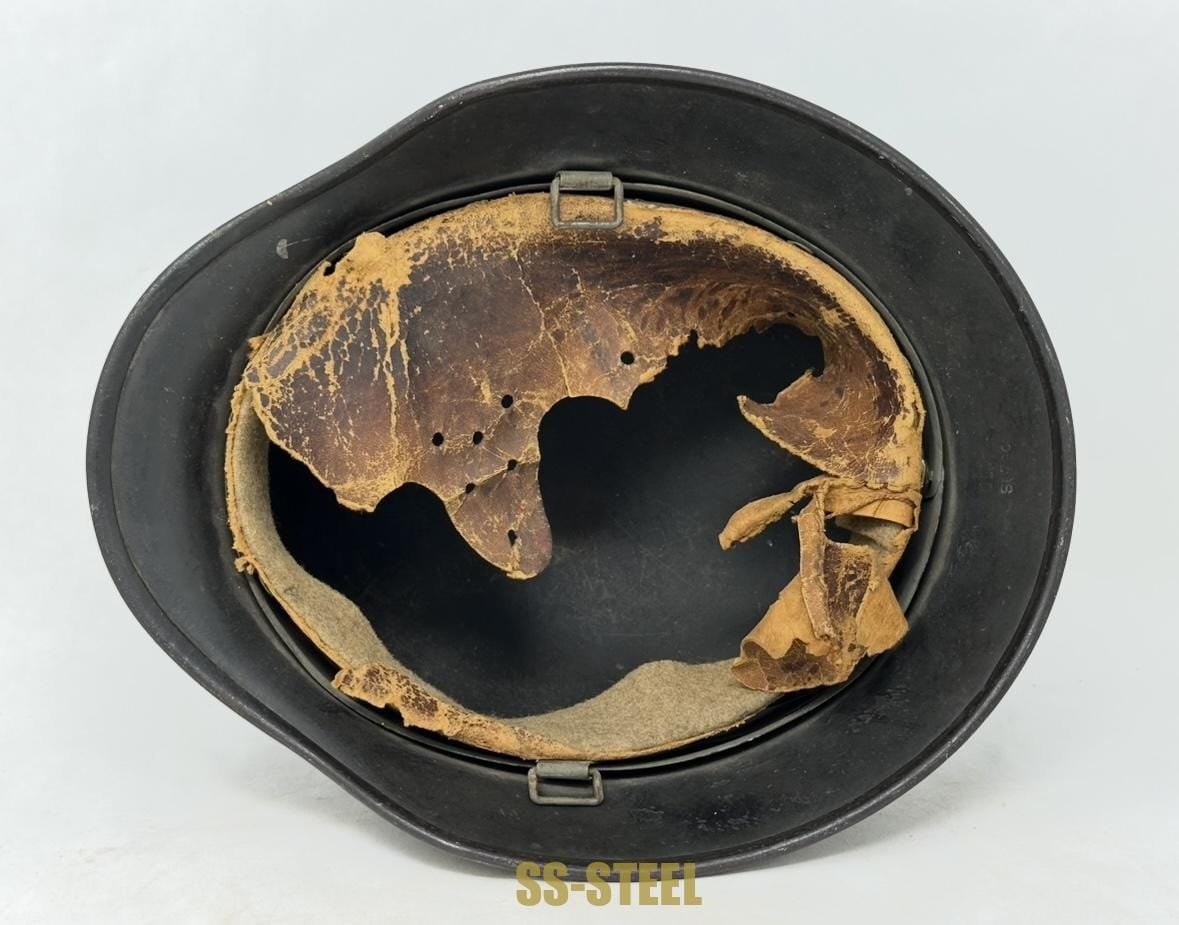 M40 Police Double Decal Helmet Possible KIA/Battle Damage — image 15