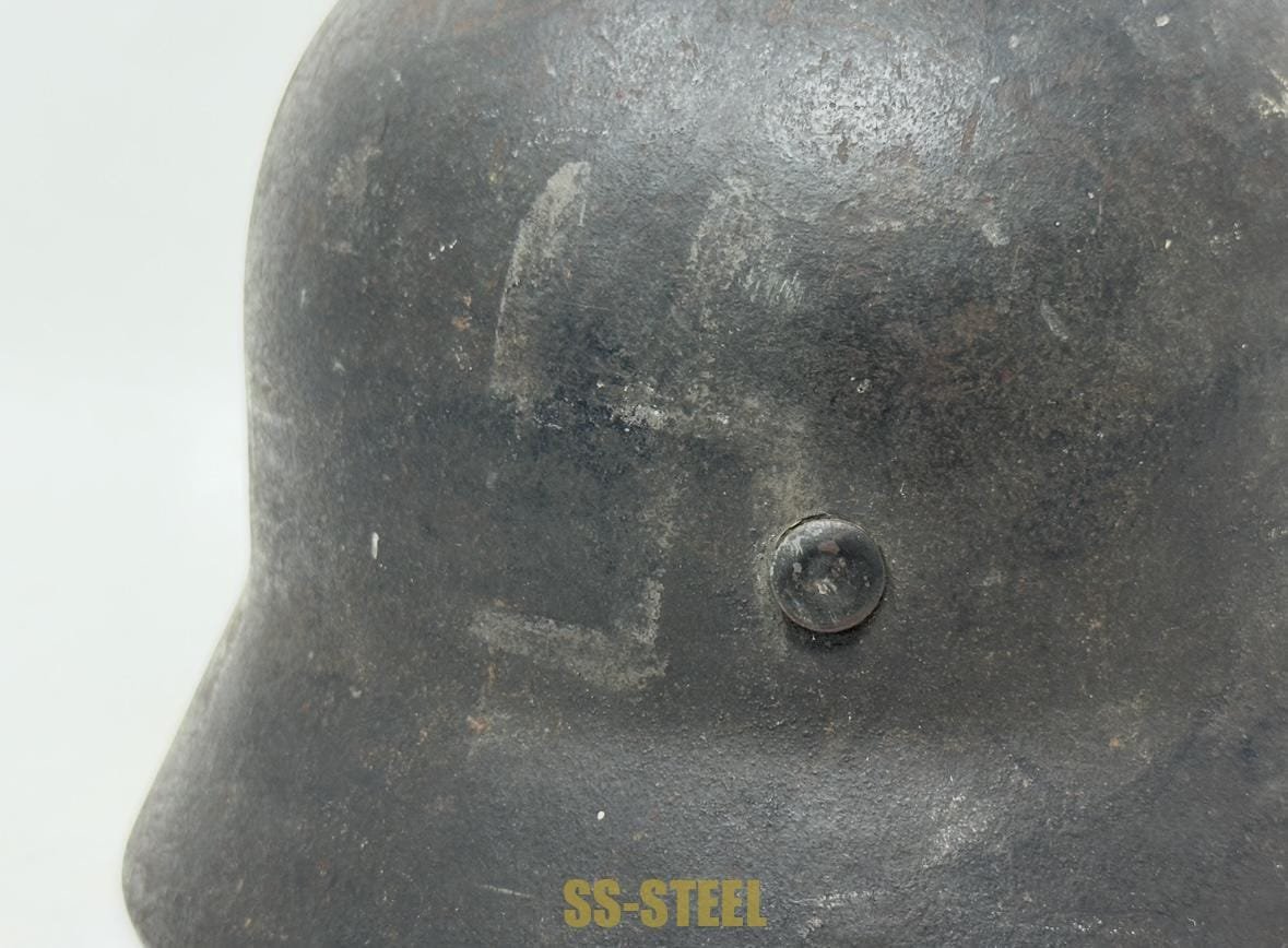 M40 Police Double Decal Helmet Possible KIA/Battle Damage — image 7