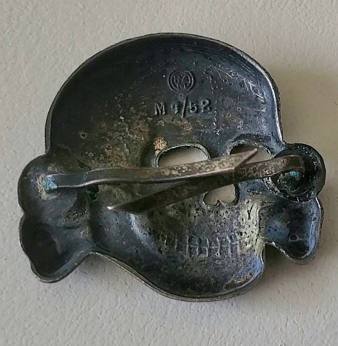 Beautiful Deschler Cap Skull — image 3